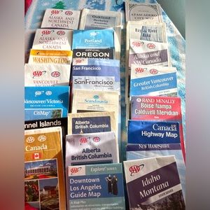 Lot 25 maps: Pacific NW/Canada/Portland/San Fran laminated fold out/Vancouver++